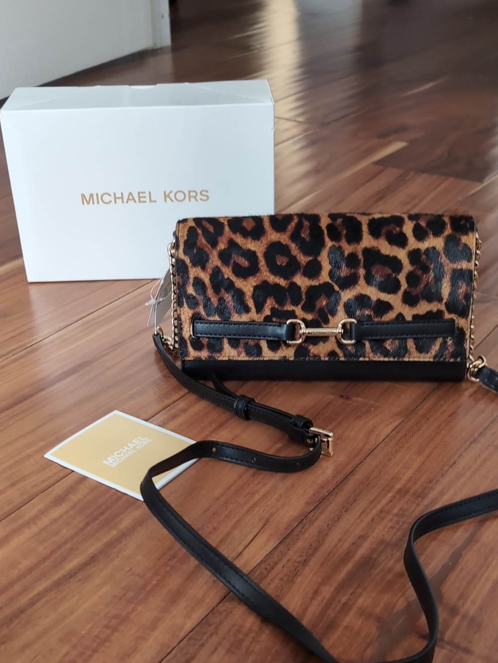 Michael Kors Carson Leather Leopard Print Crossbody Bag New in Box ❤️